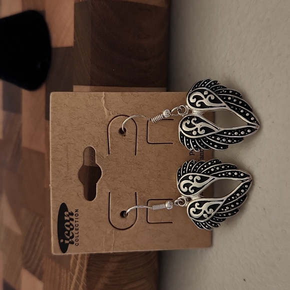 Silver Angel Wing Earrings - Picture 3 of 3